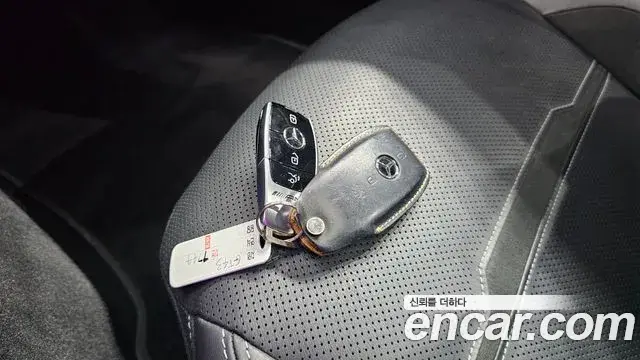 Mercedes-Benz AMG GT 2021 — Şəkil 15/20