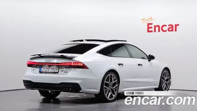 Audi A7 2025 — Фото 2/20