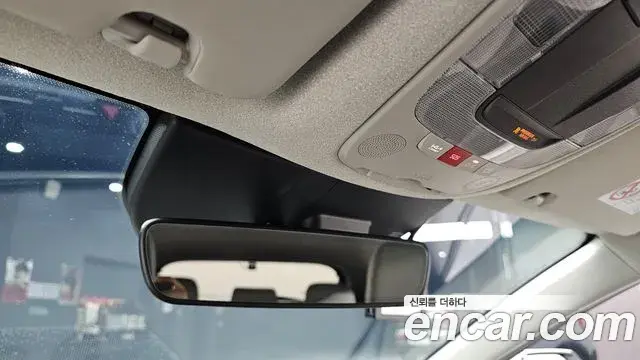 Kia Niro 2025 — Фото 19/20