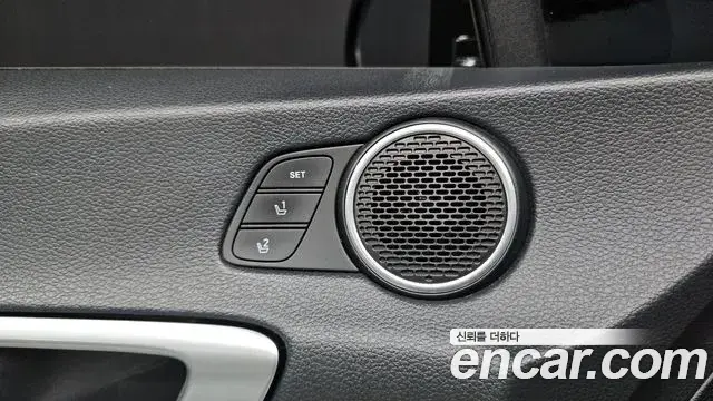 Hyundai Sonata Hybrid 2022 — Şəkil 28/33