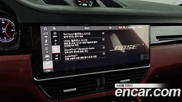 Porsche Cayenne 2021 — Photo 17/20