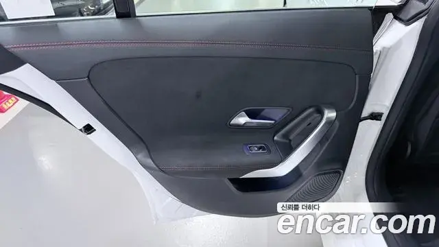Mercedes-Benz CLA-Class 2026 — Фото 12/20
