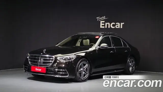 Mercedes-Benz S-Class 2021 — Photo 23/32
