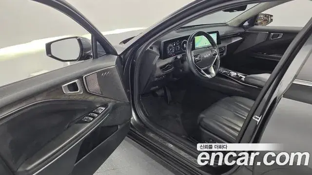 Kia K8 2021 — Photo 10/20