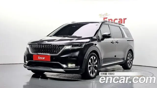 Kia Carnival 2020 — Фото 1/20