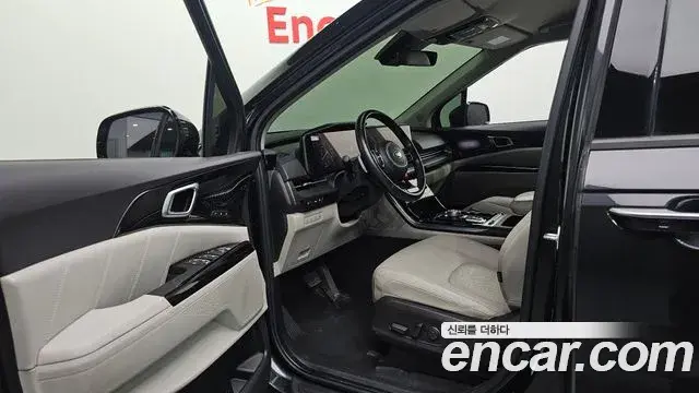 Kia Carnival 2020 — Фото 10/20