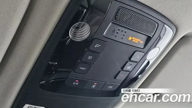 Kia Carnival 2020 — Фото 17/20