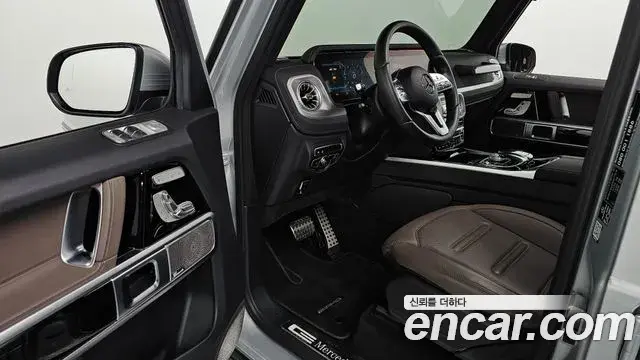 Mercedes-Benz G-Class 2023 — Şəkil 11/31