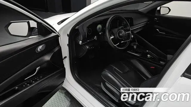 Hyundai Avante 2022 — Фото 10/20