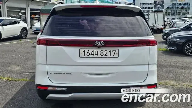 Kia Carnival 2020 — Photo 4/20