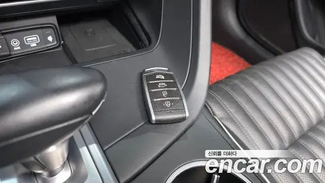 Genesis G70 2018 — Photo 25/33