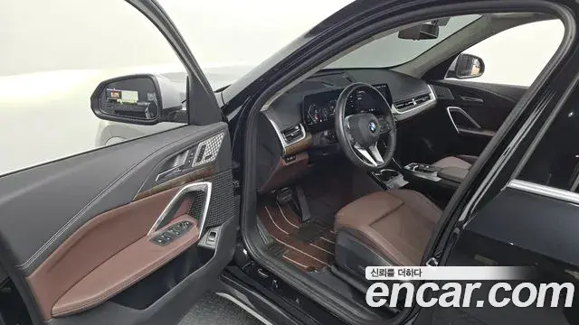 BMW X1 2024 — Photo 9/20