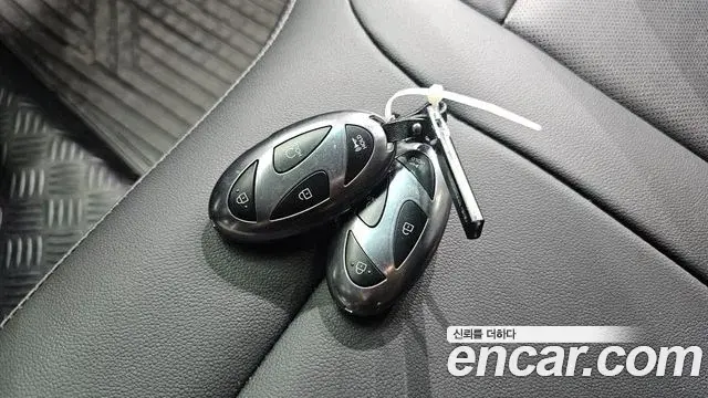 Hyundai Staria 2024 — Фото 14/20
