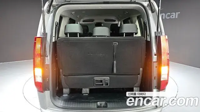 Hyundai Staria 2024 — Фото 16/20