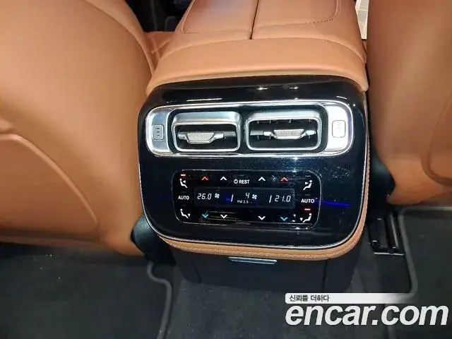 Mercedes-Benz S-Class 2022 — Photo 12/20