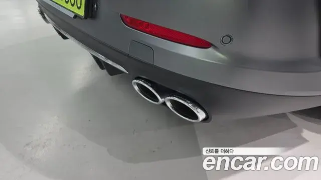 Mercedes-Benz AMG GT 2026 — Photo 11/20