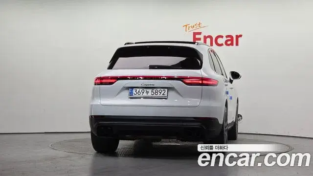 Porsche Cayenne 2019 — Photo 4/20