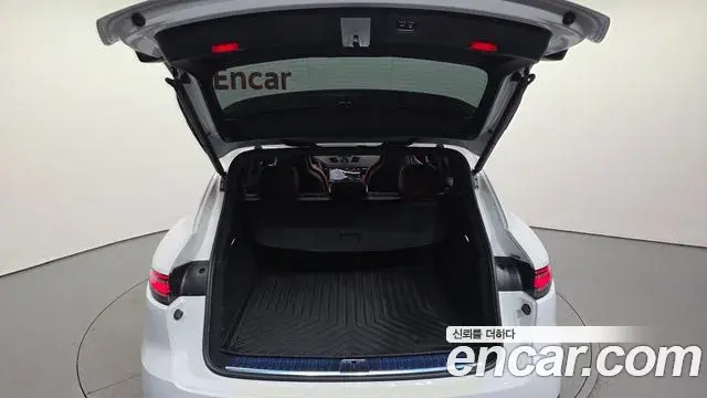 Porsche Cayenne 2019 — Photo 20/20