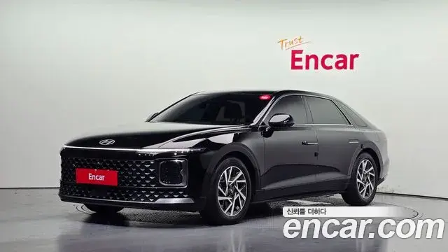 Hyundai Grandeur 2023 — Фото 1/20