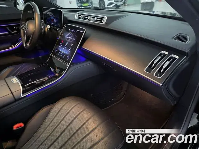 Mercedes-Benz S-Class 2024 — Photo 13/18