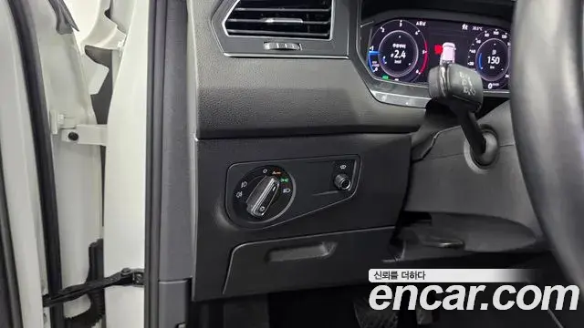 Volkswagen Tiguan Allspace 2020 — Photo 3/20