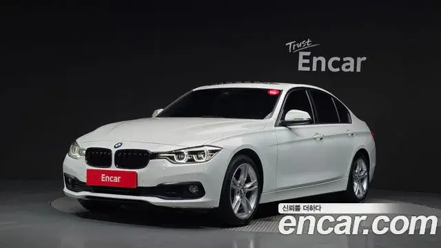 BMW 3 Series 2018 — Фото 1/20