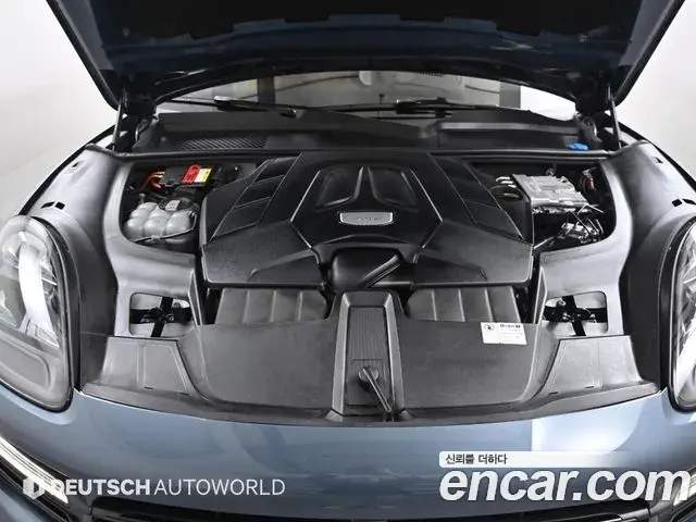 Porsche Cayenne 2020 — Photo 5/20