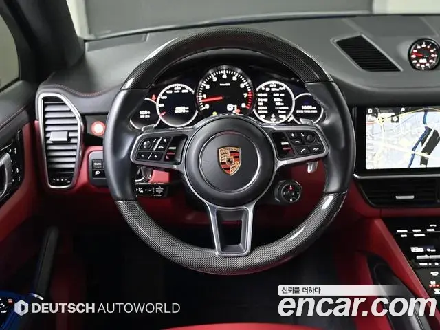 Porsche Cayenne 2020 — Photo 12/20