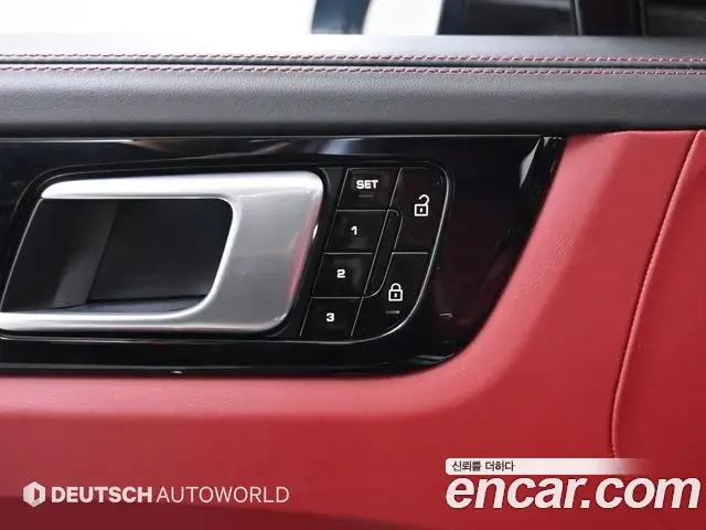 Porsche Cayenne 2020 — Photo 16/20
