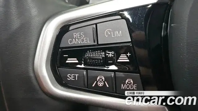 BMW 3 Series 2025 — Photo 18/20