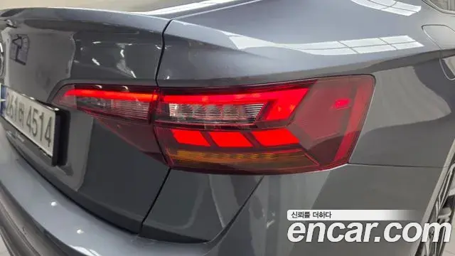 Volkswagen Jetta 2022 — Photo 31/31