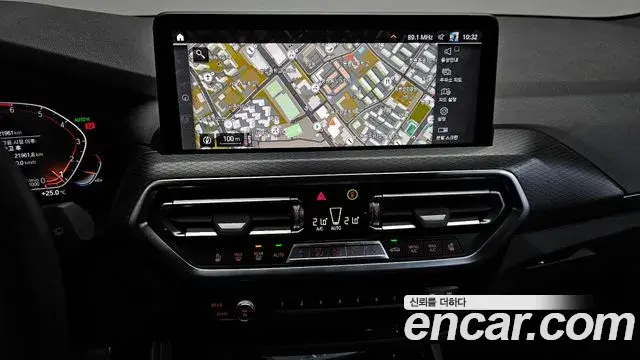 BMW X3 2022 — Photo 14/20