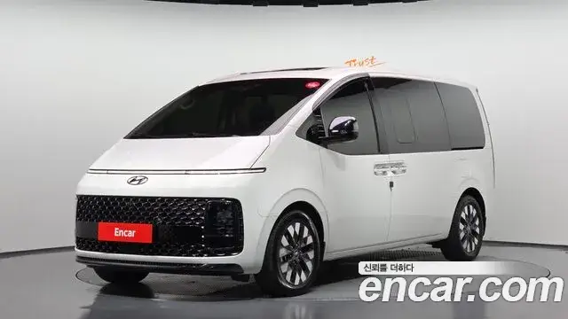 Hyundai Staria, 2021