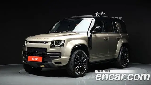 Land Rover Defender 2025 — Фото 1/20
