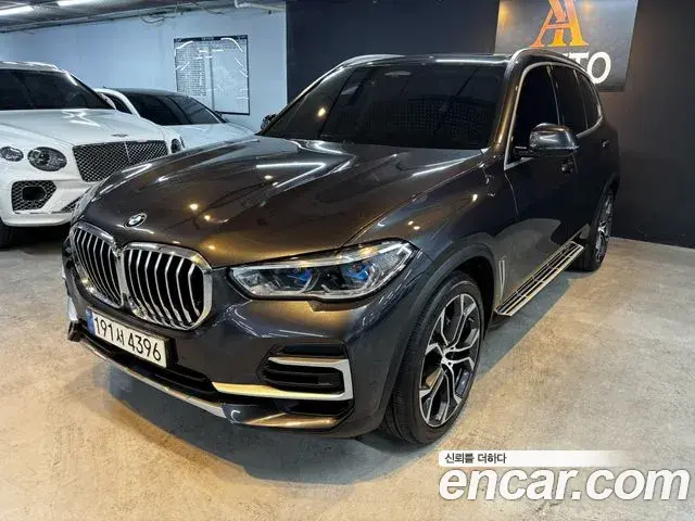 BMW X5 2022 — Фото 9/19