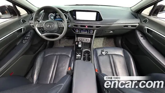 Hyundai Sonata 2022 — Фото 6/20