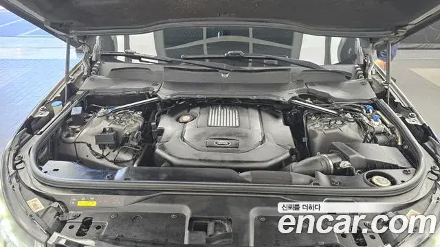 Land Rover Discovery 5 2018 — Photo 6/20