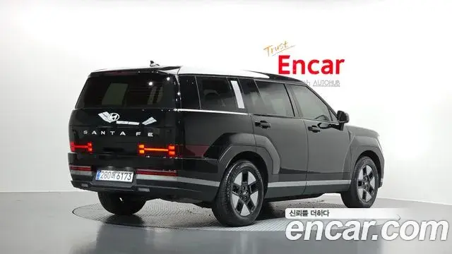 Hyundai Santa Fe 2025 — Фото 2/20