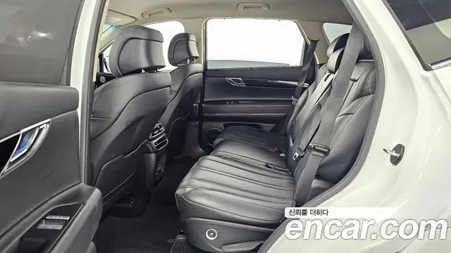 Genesis GV80 2022 — Photo 12/20
