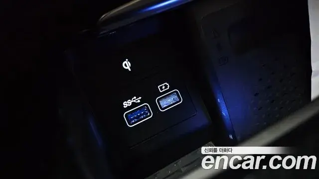 Genesis GV80 2022 — Photo 13/20
