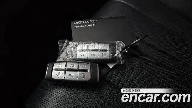 Genesis GV80 2022 — Photo 17/20