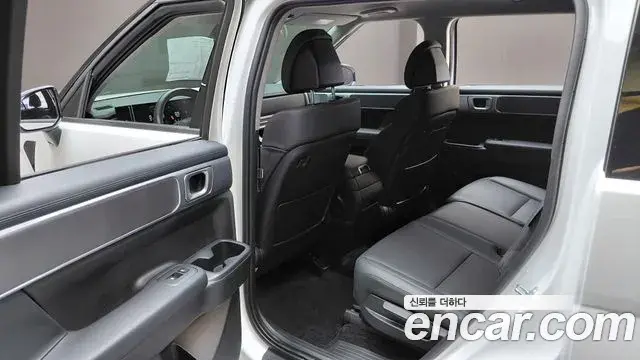 Hyundai Santa Fe 2024 — Фото 12/20