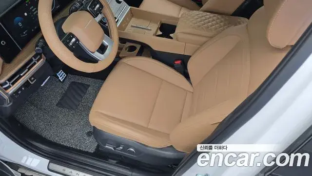 Hyundai Santa Fe 2025 — Фото 18/20