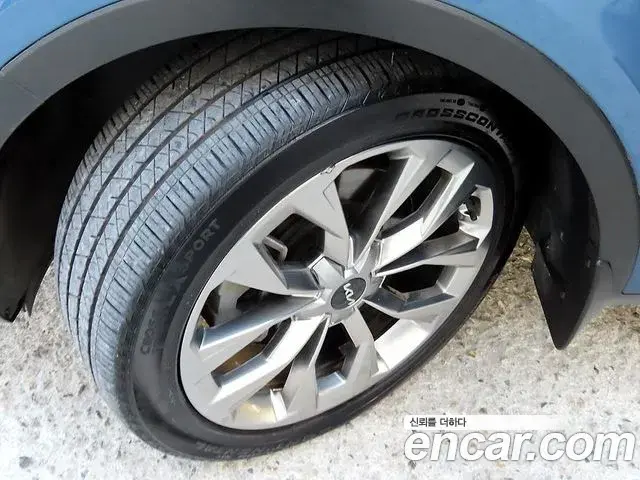 Kia Sorento 2021 — Фото 4/20