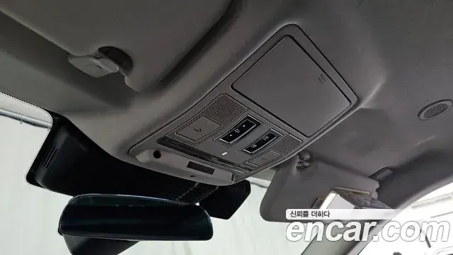Land Rover Range Rover Evoque 2022 — Фото 18/20