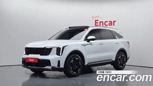Kia Sorento 2023 — Photo 1/20