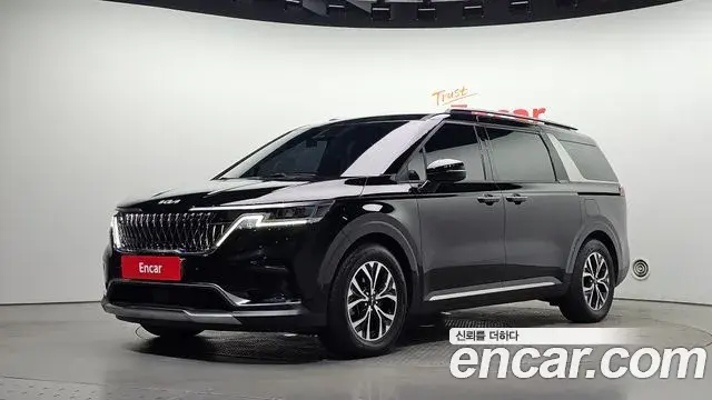 Kia Carnival 2022 — Фото 1/20