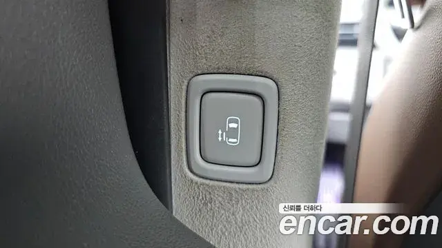 Hyundai Staria 2022 — Фото 19/20