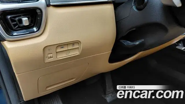 Kia Sorento 2022 — ფოტო 17/32
