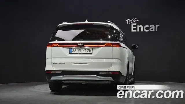 Kia Carnival 2020 — Photo 4/20
